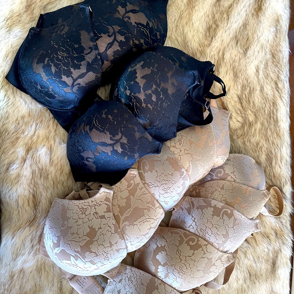 Soma 34D Vanishing Back Full Coverage Lace Bra